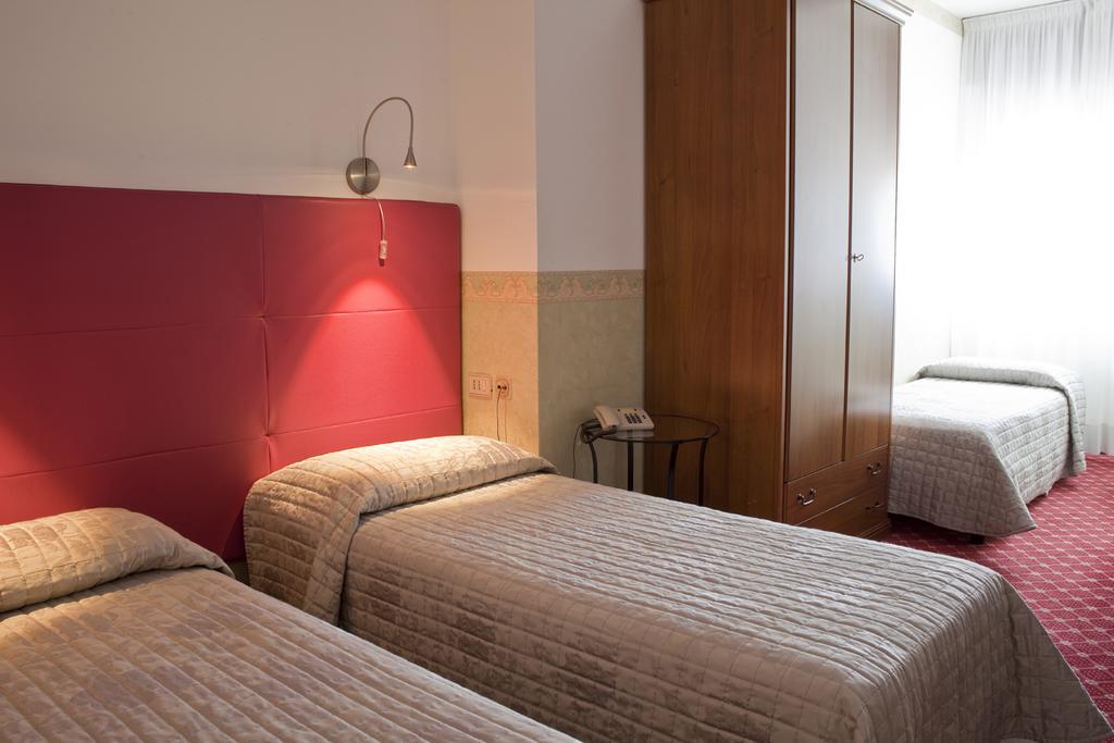 Albergo Ristorante Belvedere Codroipo Exteriör bild